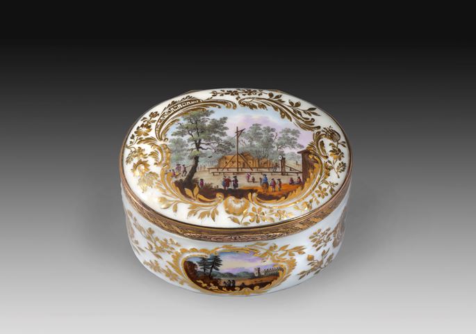 Oval snuffbox with landscape décor | MasterArt